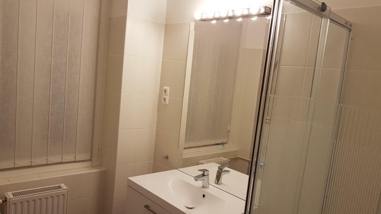 Cbs Apartments Budapest Bagian luar foto
